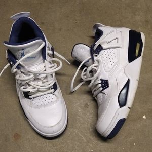 Jordan 4 columbia